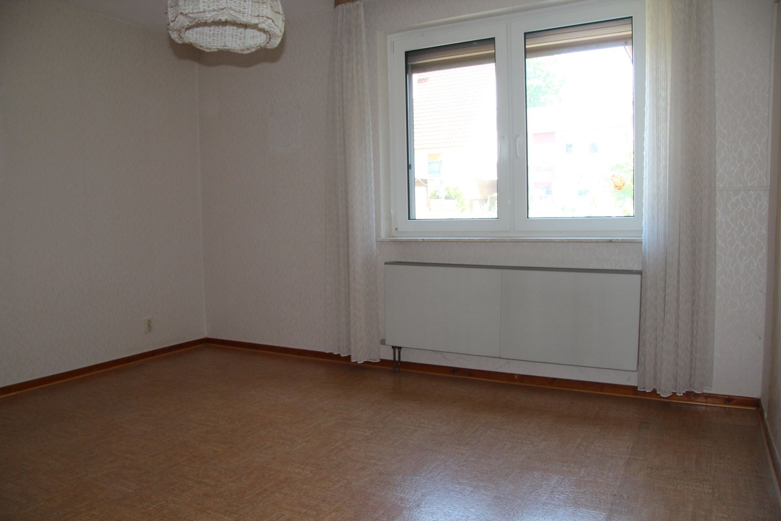 Charmantes Einfamilienhaus mit großem Grundstück und Obstbaumbestand