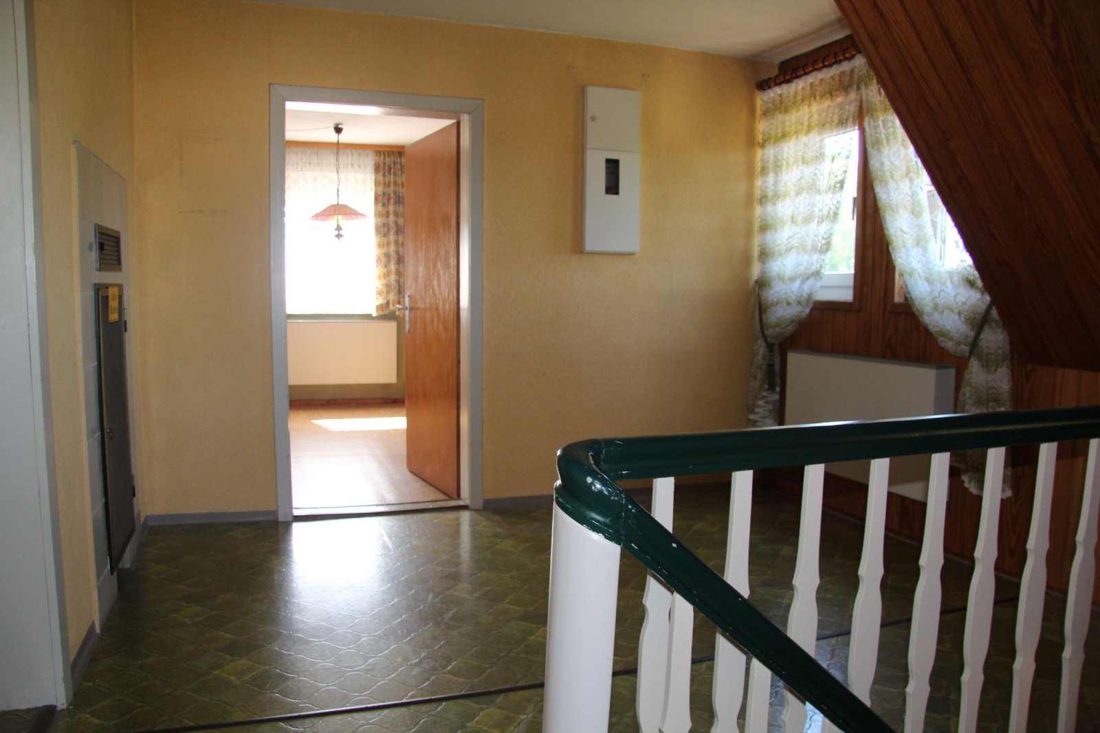 Charmantes Einfamilienhaus mit großem Grundstück und Obstbaumbestand