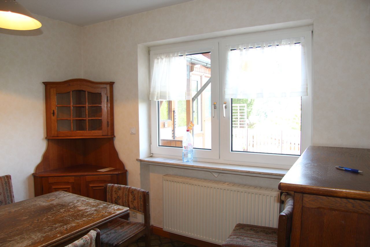 das Esszimmer im UG das Esszimmer im UG