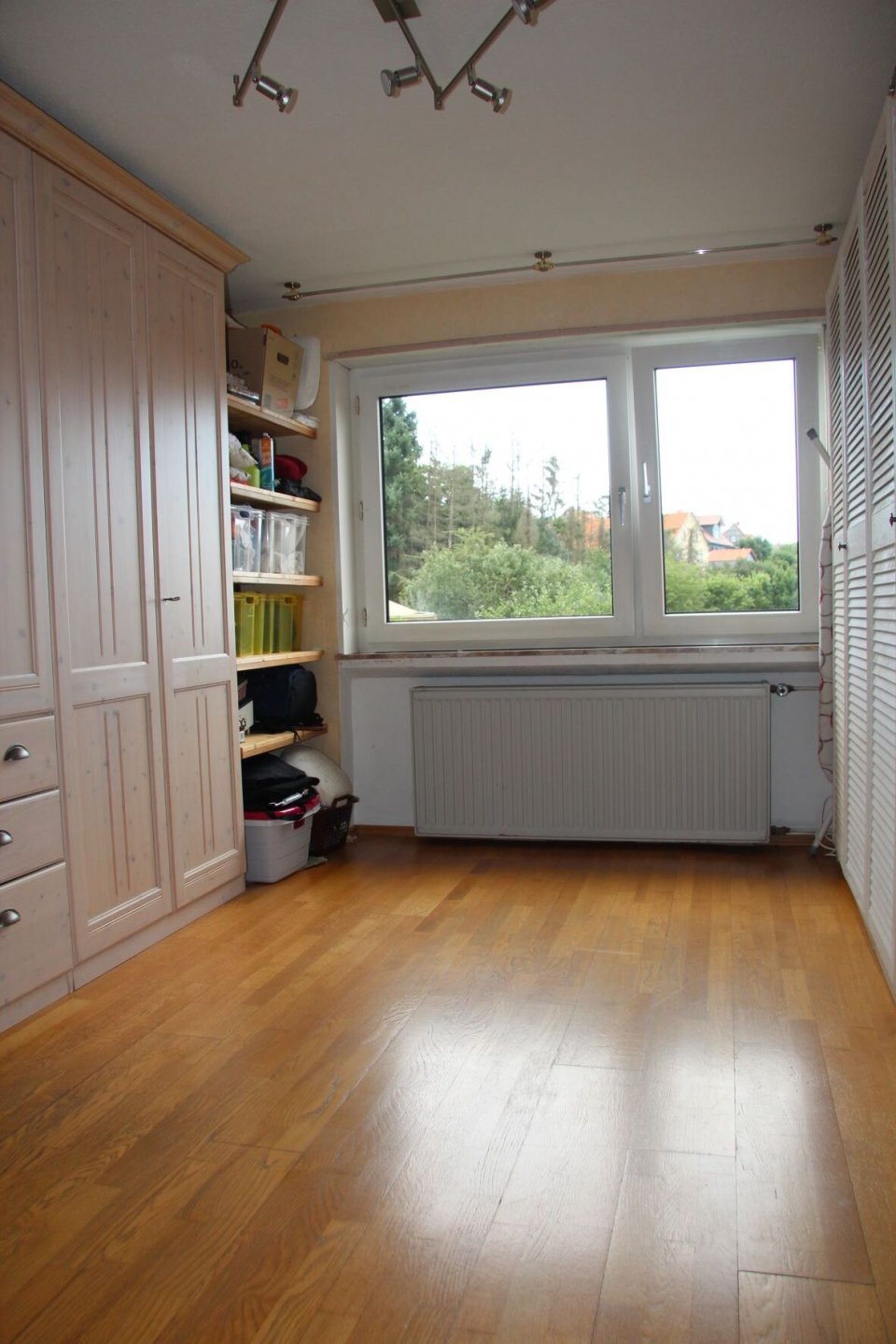 das Ankleidezimmer im OG das Ankleidezimmer im OG