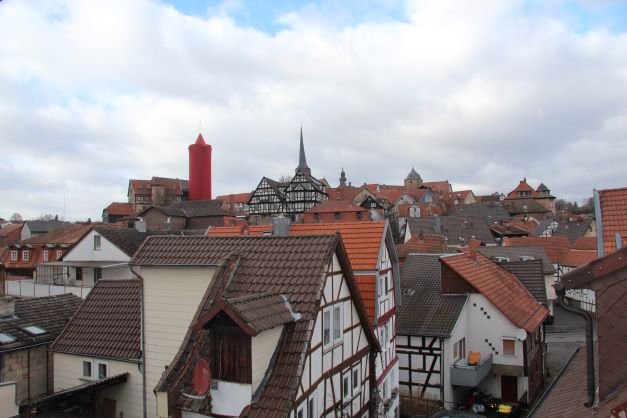 der Blick aus einem Fenster im DG