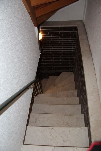 die Treppe zum KG