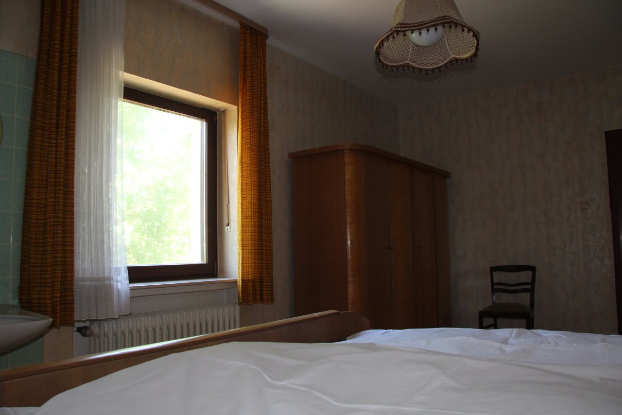 ein Zimmer im OG