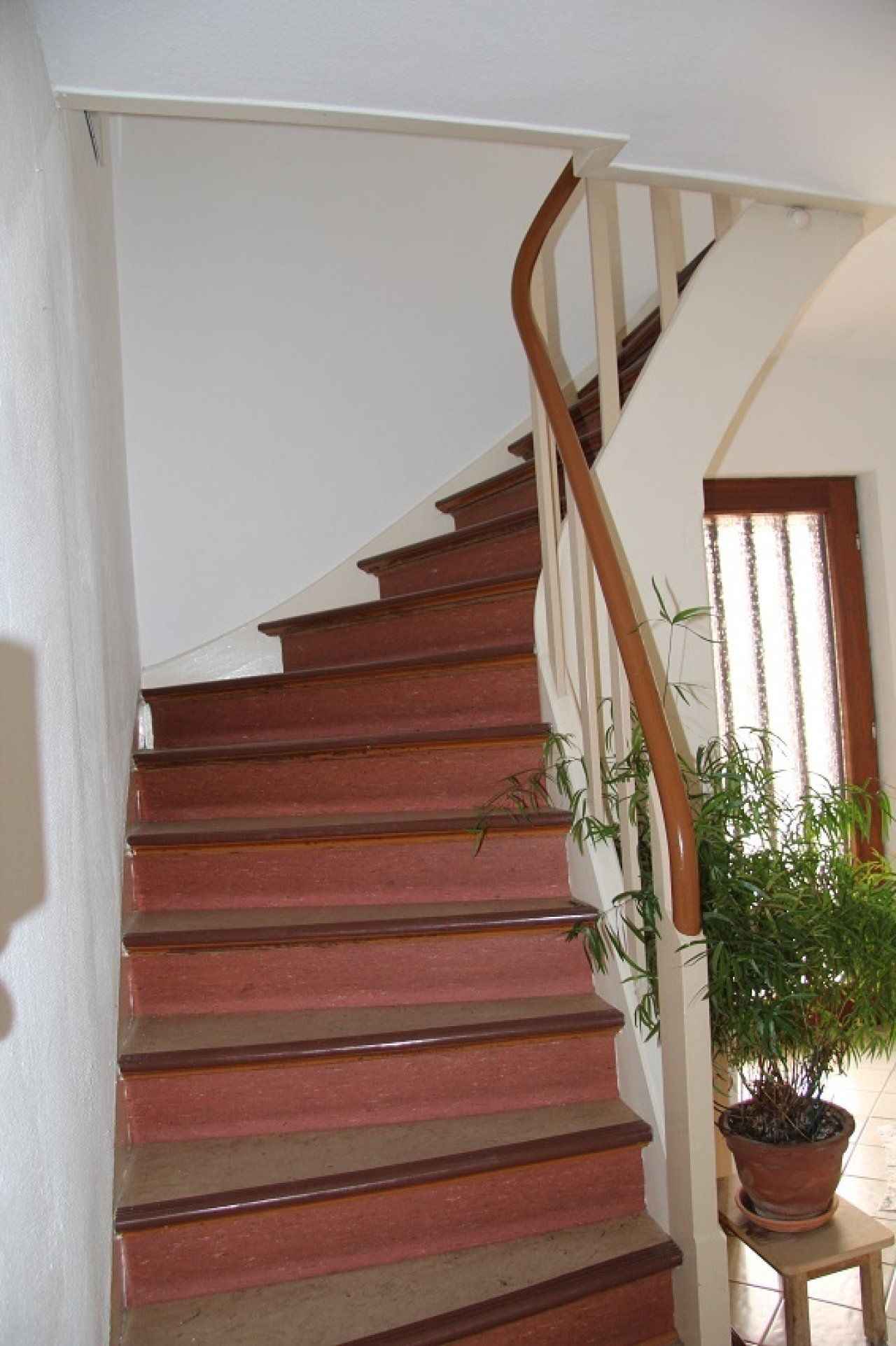 die Treppe zum OG die Treppe zum OG